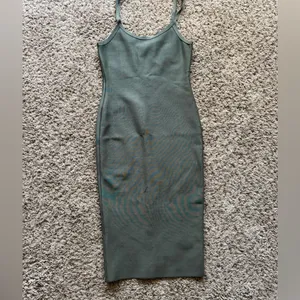Hot Miami Styles, size‎ L, olive green bodycon dress. thumbnail 10