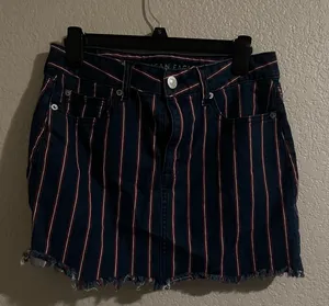 American Eagle thumbnail 1