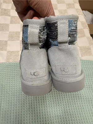 UGG Women's Classic Mini Sequin Stars boots in gray size‎ 6 thumbnail 5