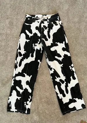 Cow Print Jeans Size M thumbnail 1