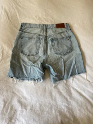 Madewell The Perfect Vintage Jean Shorts thumbnail 2
