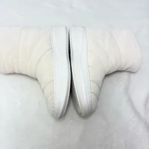Gentle Souls by Kenneth Cole Cream Quilted Rosette Puff‎ Booties Size 7.5 thumbnail 6