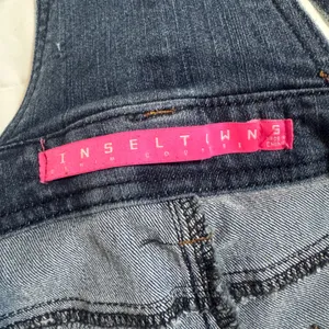 Tinseltown Denim Shortalls Women's Frayed Hem Blue Overalls Size S thumbnail 5
