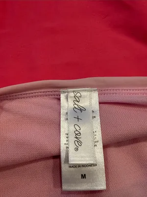 Salt + cove women’s two piece swimsuit size medium. thumbnail 6