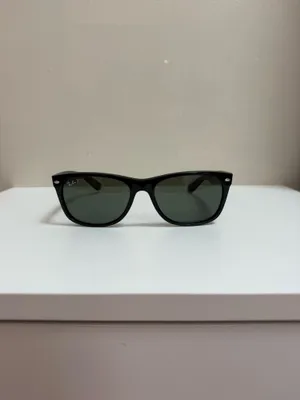 Ray-Ban Sunglasses thumbnail 4