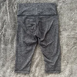 Lululemon Wunder Under Hi-Rise 1/2 Tight Sz 8 thumbnail 7