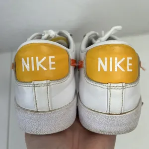Nike Size 10 Blazer‎ Sneakers 77 Low White Orange Leather Retro 2021 DC4769-105 thumbnail 10