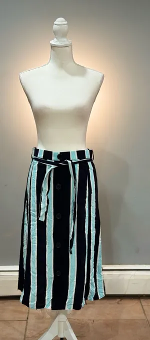 Black/Blue Westport Striped Midi Skirt Size MP EUC thumbnail 1