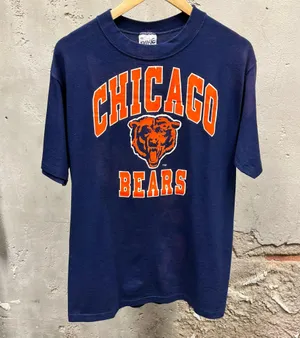 The Vintage Shop Vintage 90s Chicago Bears Navy Blue BIKE Tag USA Made Logo T-Shirt Large L thumbnail 1