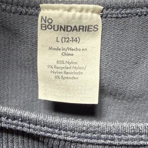 No Boundaries Gray Ribbed Seamless Set L‎ 12-14 Crop Top Biker Shorts Lounge Y2K thumbnail 4