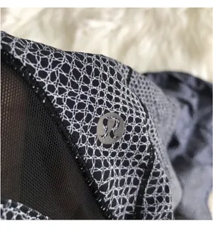 Lululemon hotty hot 4” running short fall net white black thumbnail 3