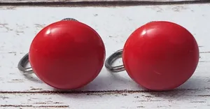 Vintage Screw On Earrings thumbnail 1