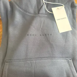 Cozy Earth Cropped Hoodie, Blue Size M thumbnail 6