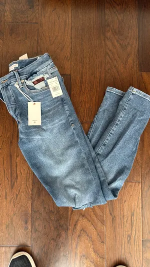 Good American Good Legs Jeans thumbnail 4