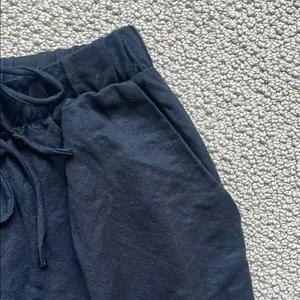 Tres Bien Women’s Black Casual Pants thumbnail 4