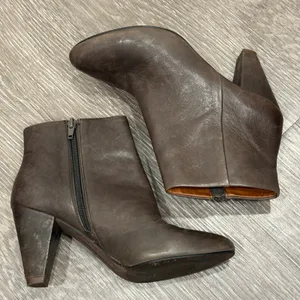 Lucky Brand Sairio Brown Leather Ankle Booties 6.5 Block Heel Twee Minimalist thumbnail 5