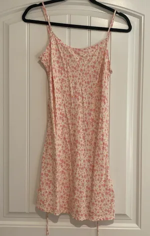 Cotton On Mini Dress Floral Pink thumbnail 1