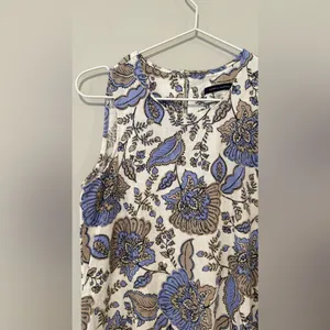 Tommy Hilfiger Women's Ruffled Hem floral Shift Linen Dress size 2 1724 thumbnail 4