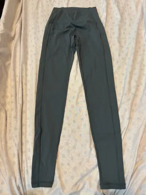 alphalete leggings  thumbnail 2