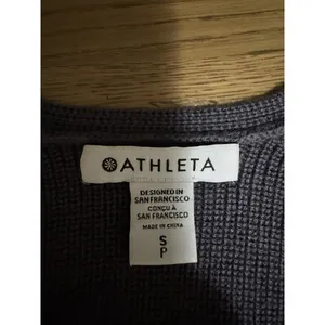 Athleta‎ Hanover Women Size Small V-Neck Sweater Wool Blend Purple Knit Preppy thumbnail 3