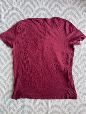 PINK VICTORIA’S SECRET Burgundy Graphic Short Sleeve Shirt Medium thumbnail 3