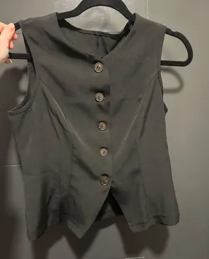 Black Vest Button Top thumbnail 2