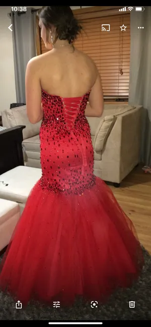 Mori Lee Prom Dress- thumbnail 2