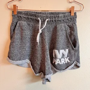 Ivy Park Shorts Women Small Grey Marl Logo Athletic Sweat Shorts Loungewear thumbnail 3