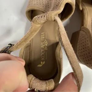 Koolaburra‎ by UGG perforated heeled sandals size 6.5 thumbnail 7