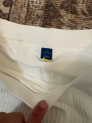 Old Navy White Pleated Mini Skirt thumbnail 2