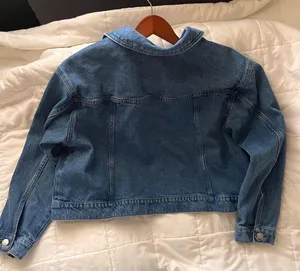 JustFab Blue Denim Jacket cropped style fit and oversized western vintage style jean jacket thumbnail 4