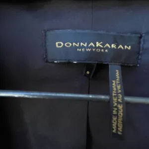 Donna Karan New York size 8 black velvet jacket. thumbnail 5