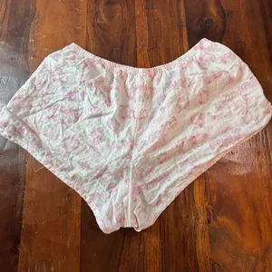 Aerie Wicked Movie Pajama‎ Shorts Womens XS Pink White Cotton Modal Sleepwear thumbnail 3