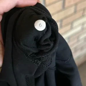Lululemon Capri Cropped Legging Tight High Rise Black Size 6 thumbnail 3