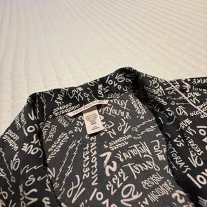 Victoria’s Secret PJ Pajama Button Up Shirt Top Sz L Large Black & Pink thumbnail 13