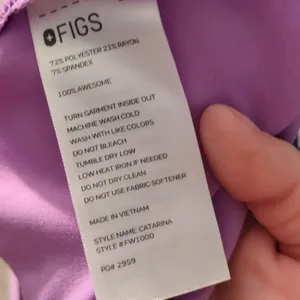 Figs Catarina Lavender Scrub Top Size Large thumbnail 5