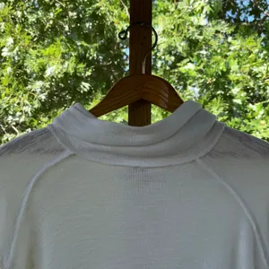 Free People We The Free Tara Split Back Turtle Neck Top White Size M thumbnail 7