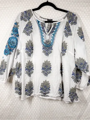 Talbots White Blue Green Floral Eyelet Cotton V Neck Top thumbnail 2