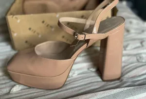 Nude Heels thumbnail 4