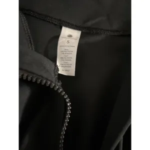 Yogalicious Lux Rebel Flare Full Zip Jacket Black Size S New With Tags thumbnail 6