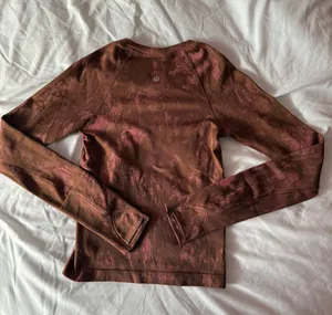 Lululemon Roasted Brown / Brier Rose Swiftly Tech Long Sleeve Shirt Size 2 thumbnail 2