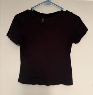 Skims Womens Black Ribbed Short Sleeve Crew Neck T-Shirt‎ Size Large L thumbnail 1