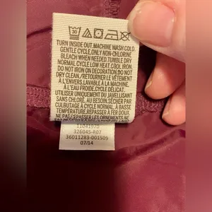 Victoria's Secret PINK Maroon/Burgundy Hooded Pullover Windbreaker Raincoat thumbnail 8