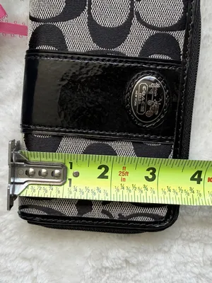 Vintage Coach Zip Around Wristlet thumbnail 10