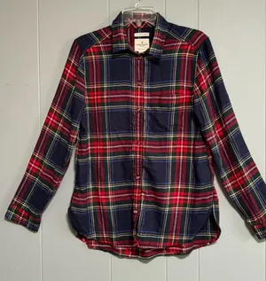 AMERICAN EAGLE Ahh-mazingly Soft Boyfriend Flannel Red Navy Plaid Size Medium thumbnail 1