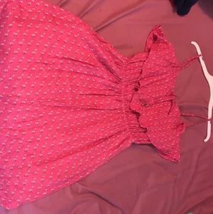 American Eagle OPEN BACK PINK FLORAL DRESS thumbnail 1