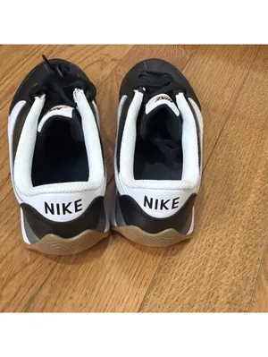 Size 7 US Womens Nike Pacific Leather Retro Black White Sneakers / 5.5 Men’s thumbnail 5