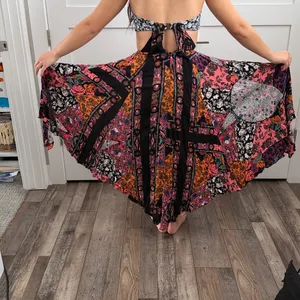 Free People Boho Floral Halter Maxi Dress in Black/Coral Cutouts Size 2 thumbnail 4