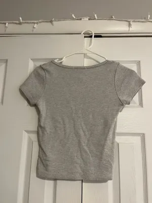 Brandy Melville Scoop Neck T-shirt thumbnail 2