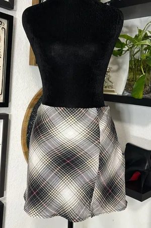 Forever 21 Black, White, & Pink Plaid Mini Skirt Size Large thumbnail 1